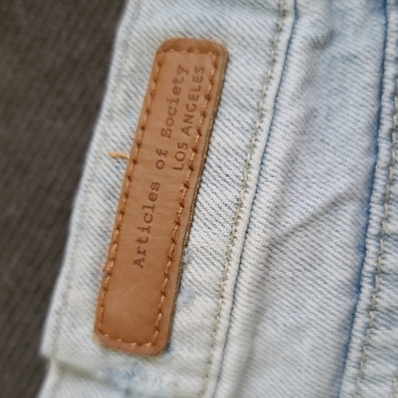 Articles of Society Jean shorts - Picture 4 of 4